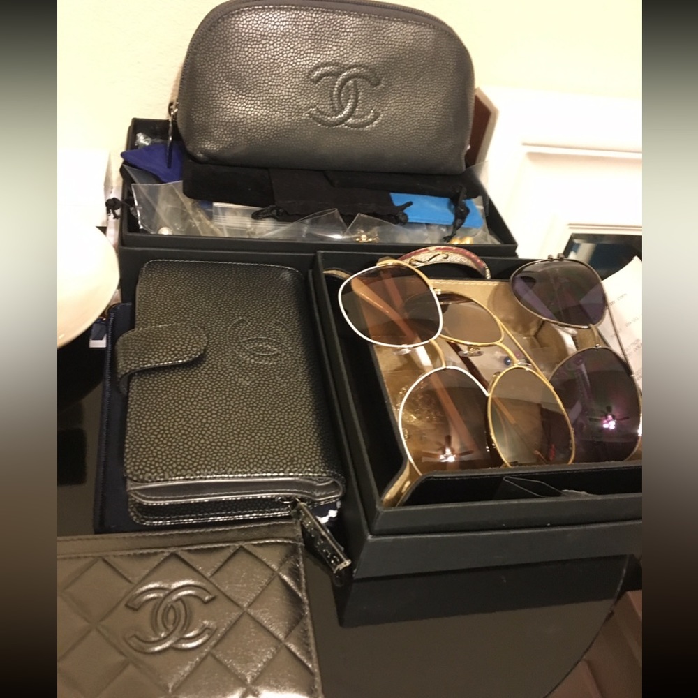 CHANEL WALLET - Picture 9 of 15